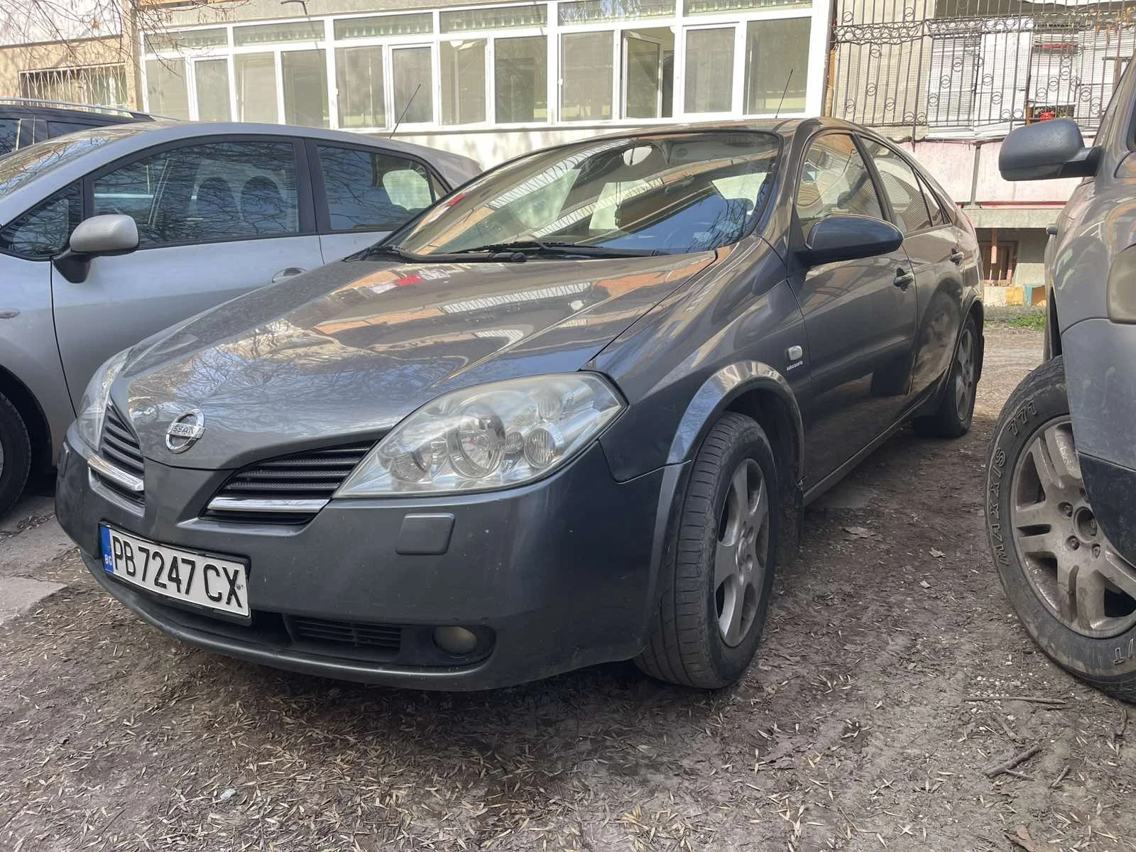 Nissan Primera P12