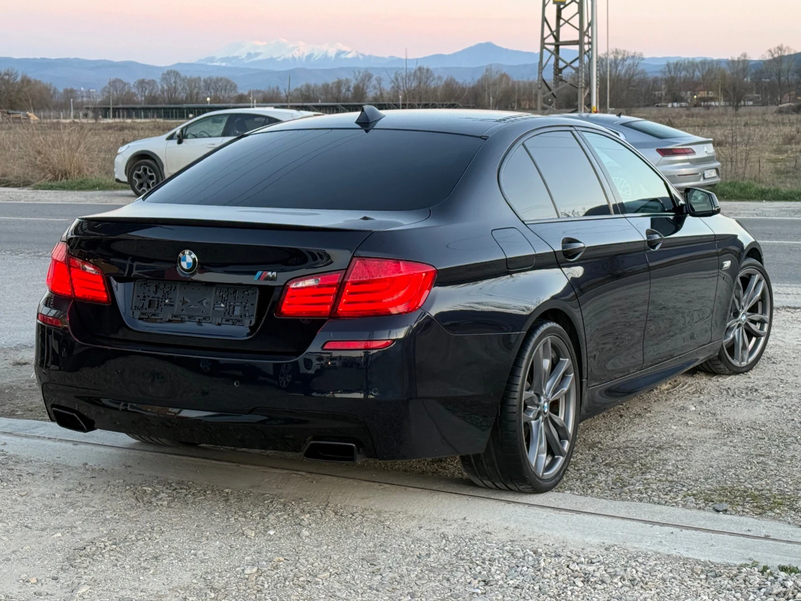 BMW 550 M Triple Turbo   xDriveAngel Eyes Bi-Xenon. Лизинг, снимка 6 - Автомобили и джипове - 53803220