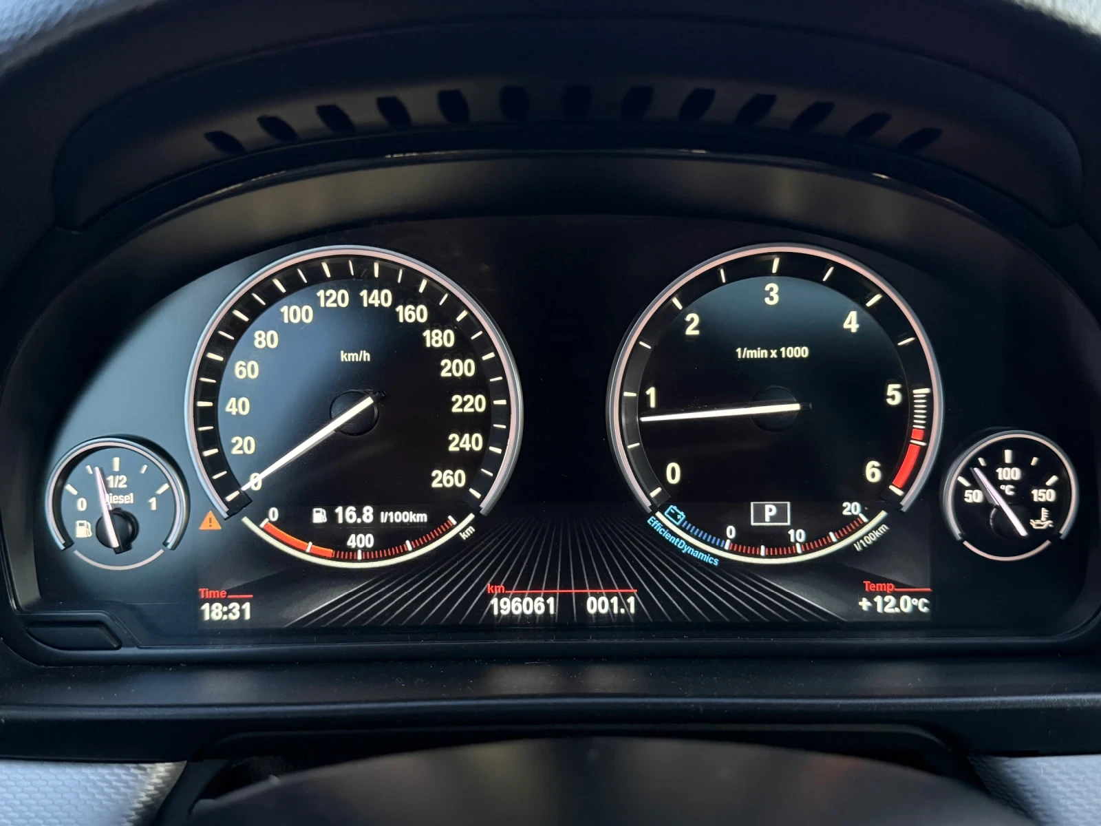 BMW 550 M Triple Turbo   xDriveAngel Eyes Bi-Xenon. Лизинг, снимка 15 - Автомобили и джипове - 53803220