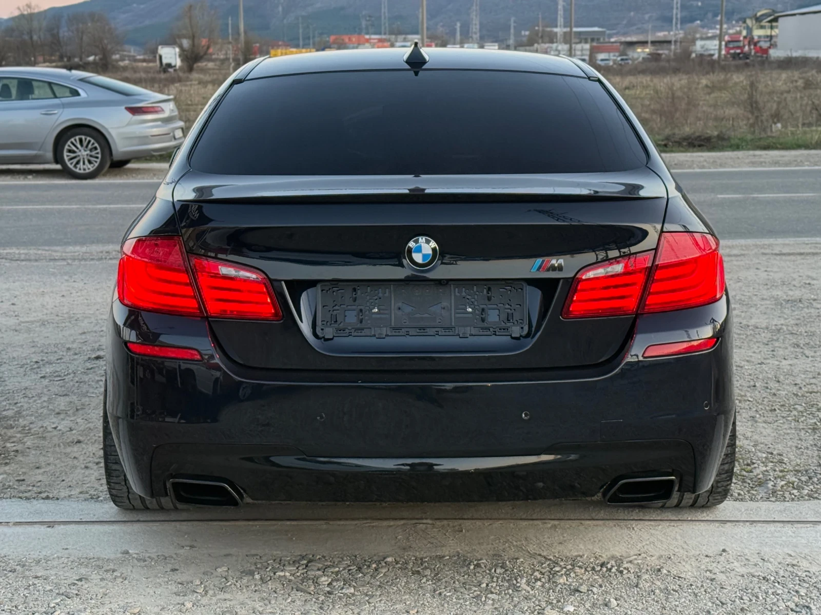BMW 550 M Triple Turbo   xDriveAngel Eyes Bi-Xenon. Лизинг, снимка 5 - Автомобили и джипове - 53803220