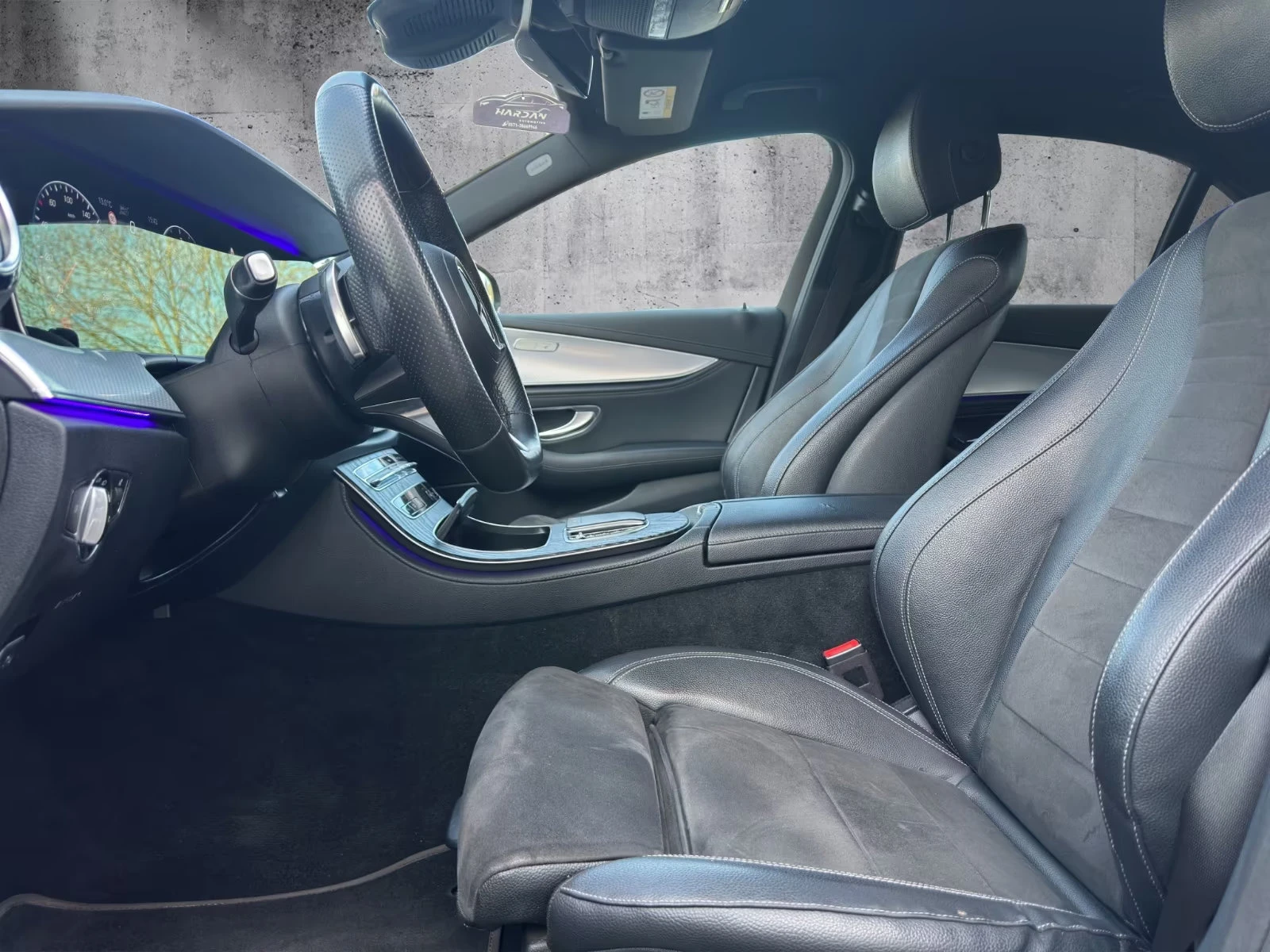 Mercedes-Benz E 220 d/AMG/194HP/HUD/360/NAVI/LED/KLESS/DIGI/ACC/924g, снимка 9 - Автомобили и джипове - 53829087