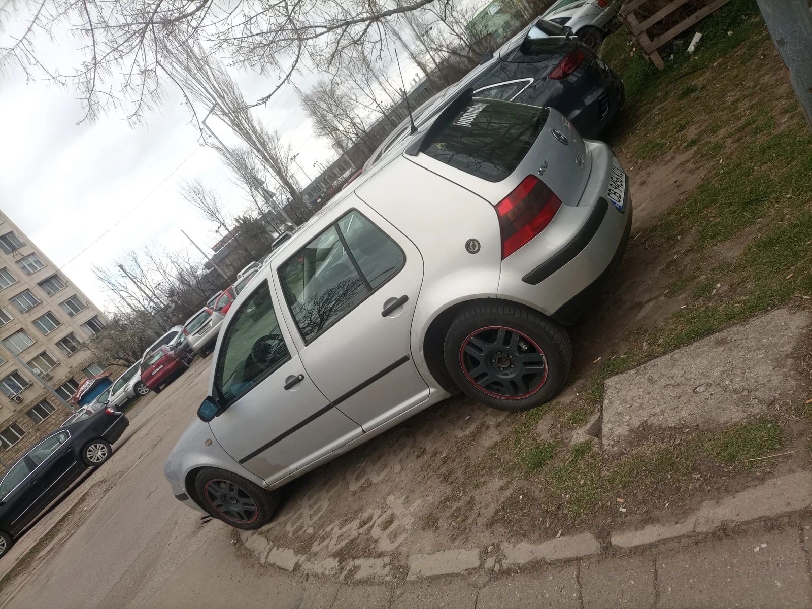VW Golf, снимка 6 - Автомобили и джипове - 54228358