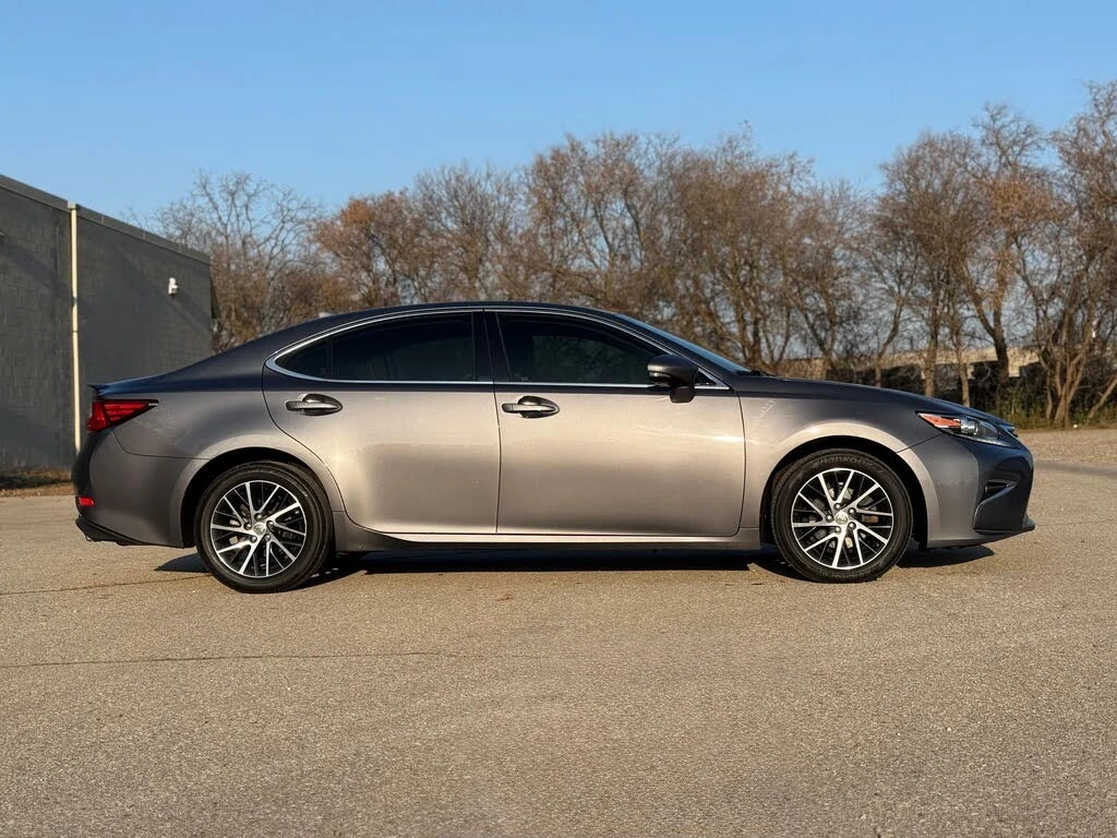 Lexus ES 350 FWD* АвтоКредит* (ЦЕНА ДО БГ), снимка 7 - Автомобили и джипове - 53965979