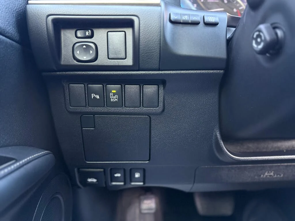 Lexus ES 350 FWD* АвтоКредит* (ЦЕНА ДО БГ), снимка 10 - Автомобили и джипове - 53965979