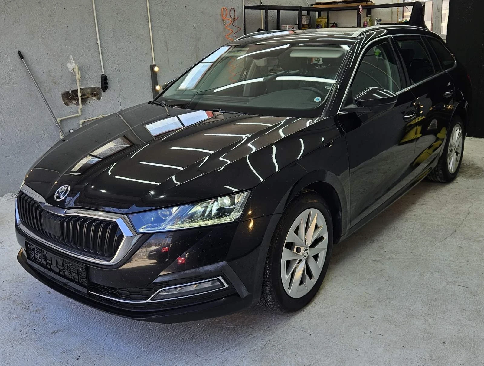 Skoda Octavia 2.0TDi/DSG, снимка 3 - Автомобили и джипове - 54042701