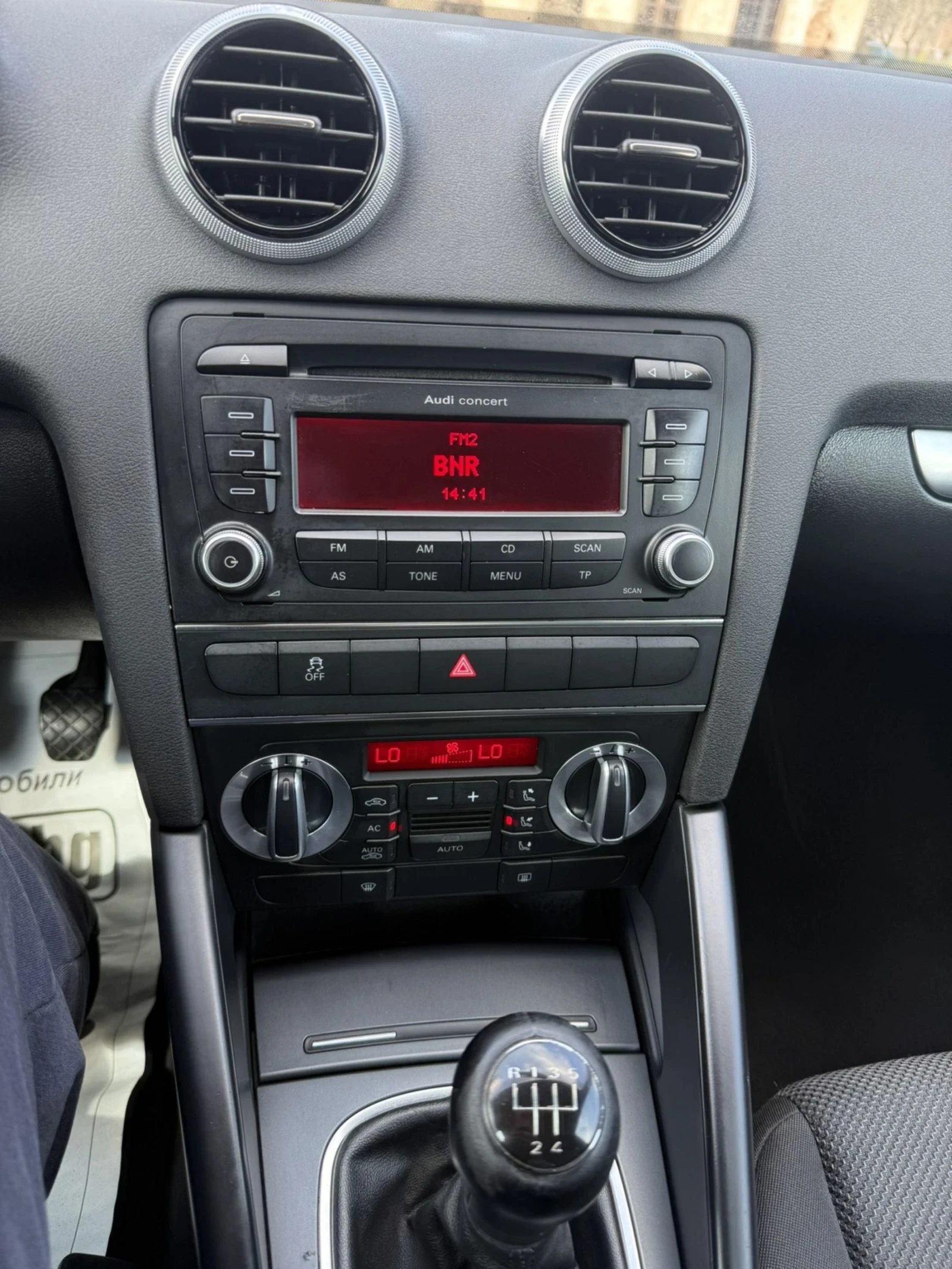 Audi A3 AUDI A3 1.6TDI , снимка 13 - Автомобили и джипове - 54174250