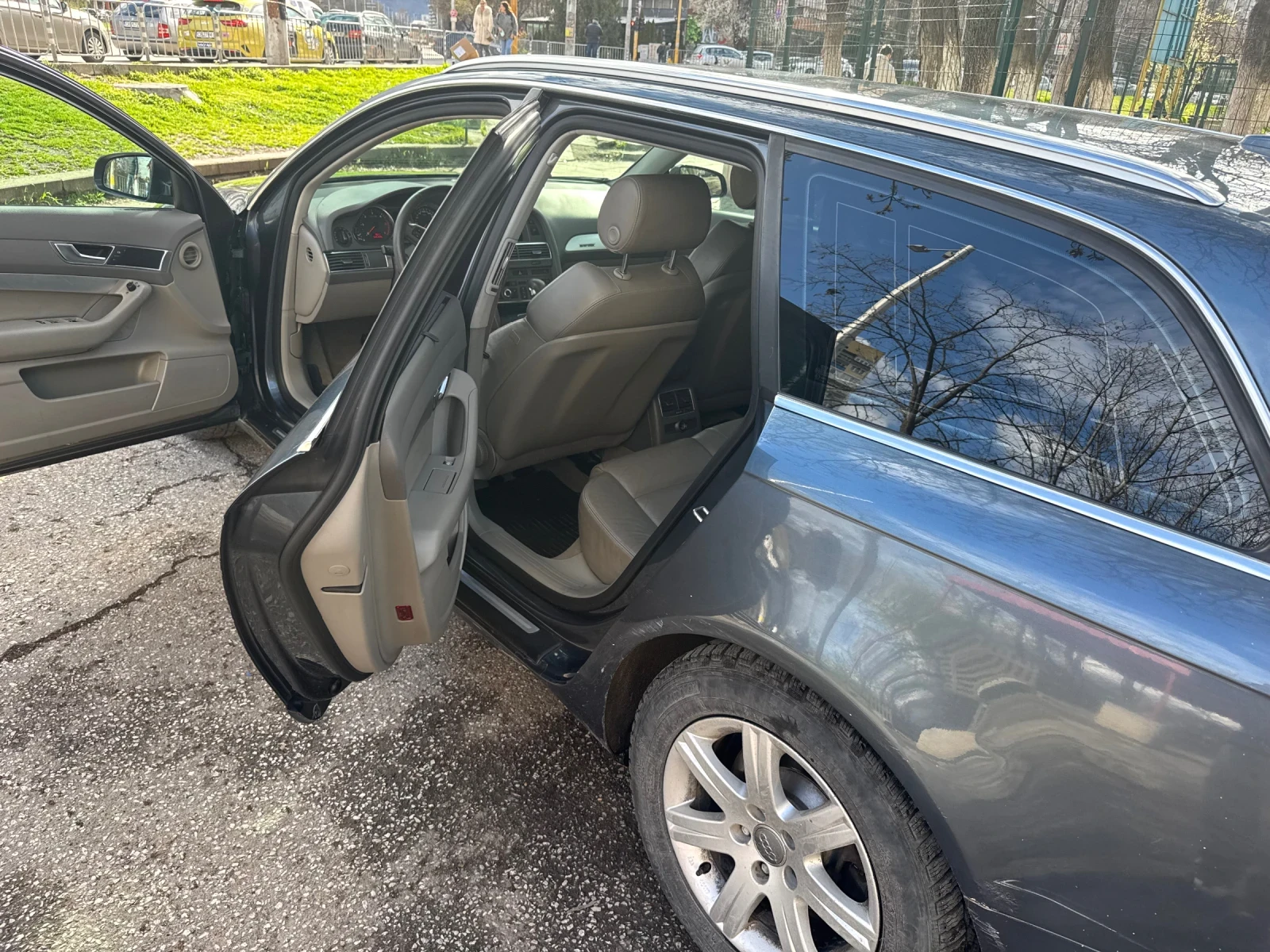 Audi A6, снимка 8 - Автомобили и джипове - 54542851