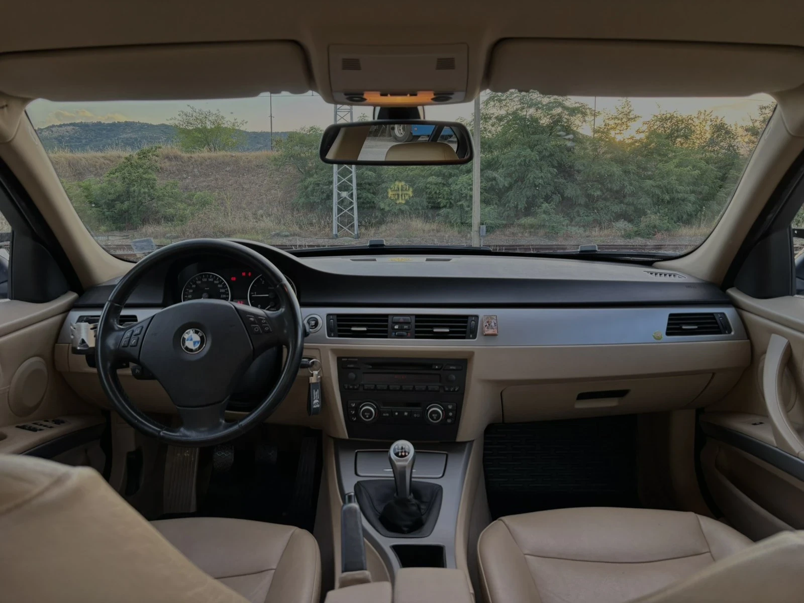 BMW 320, снимка 10 - Автомобили и джипове - 54918275