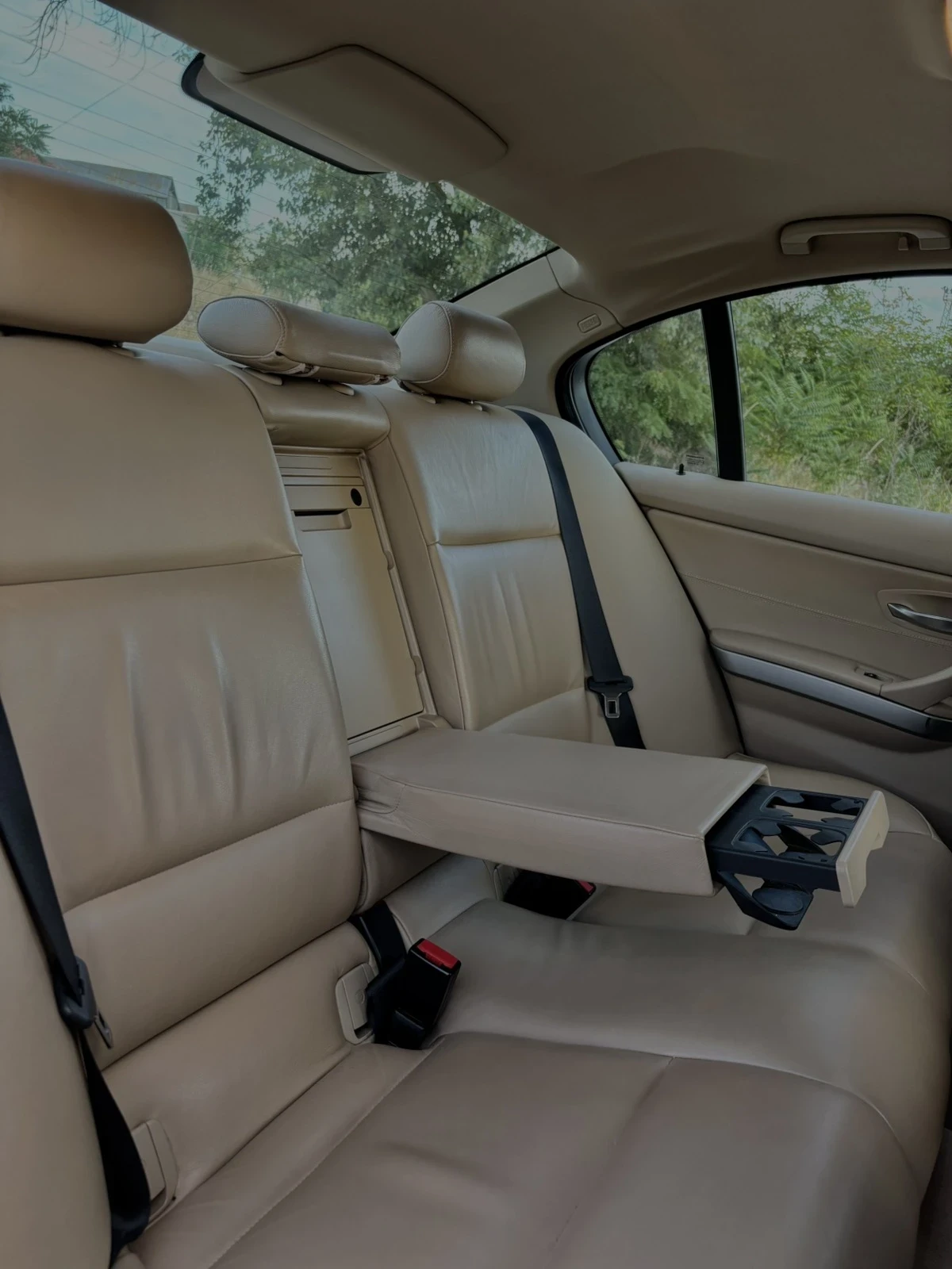BMW 320, снимка 11 - Автомобили и джипове - 54918275