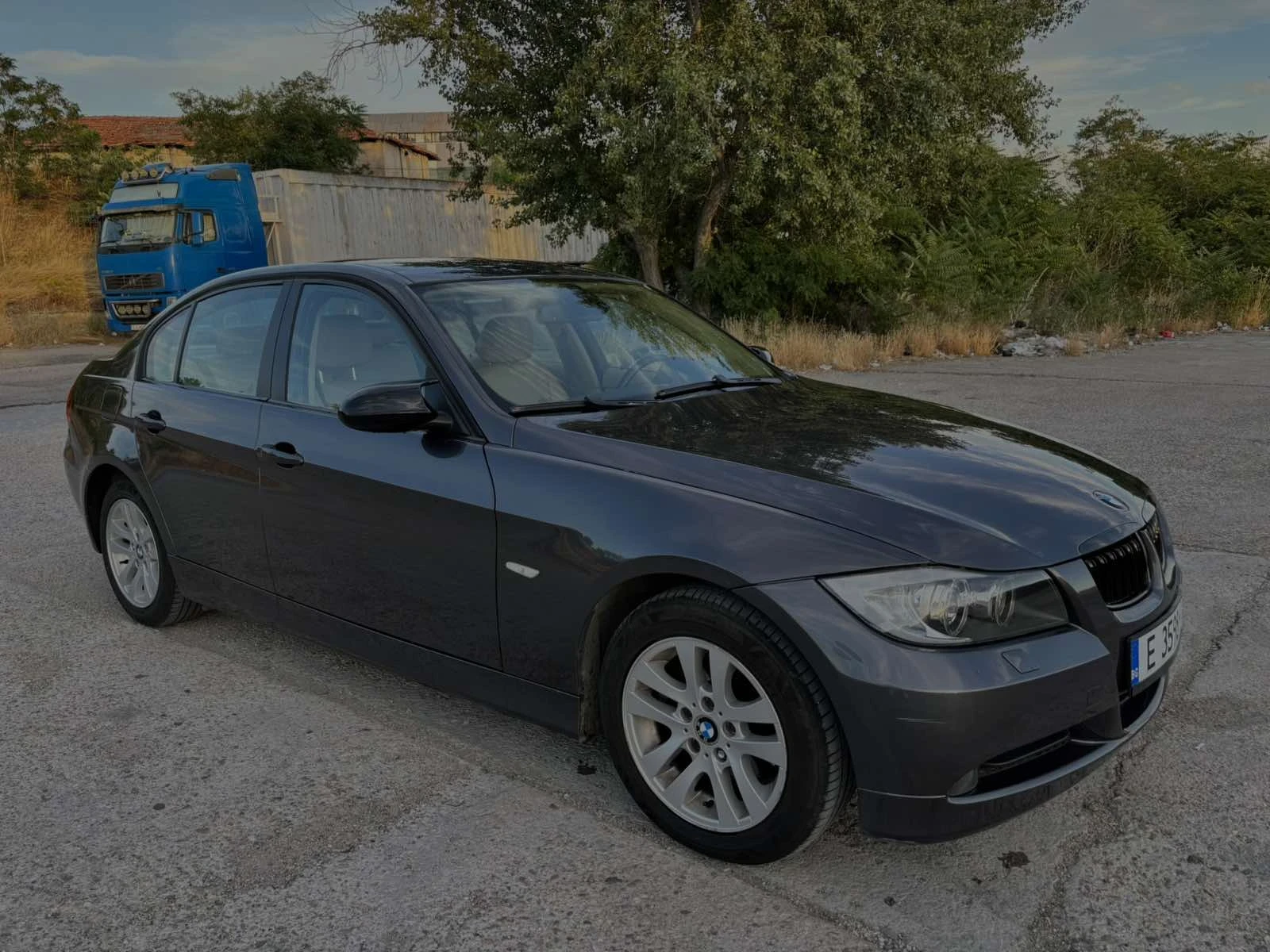 BMW 320, снимка 3 - Автомобили и джипове - 54918275