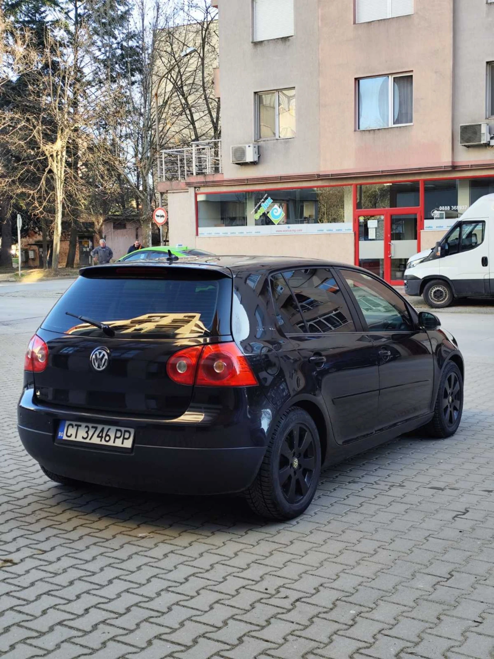 VW Golf, снимка 4 - Автомобили и джипове - 55002160