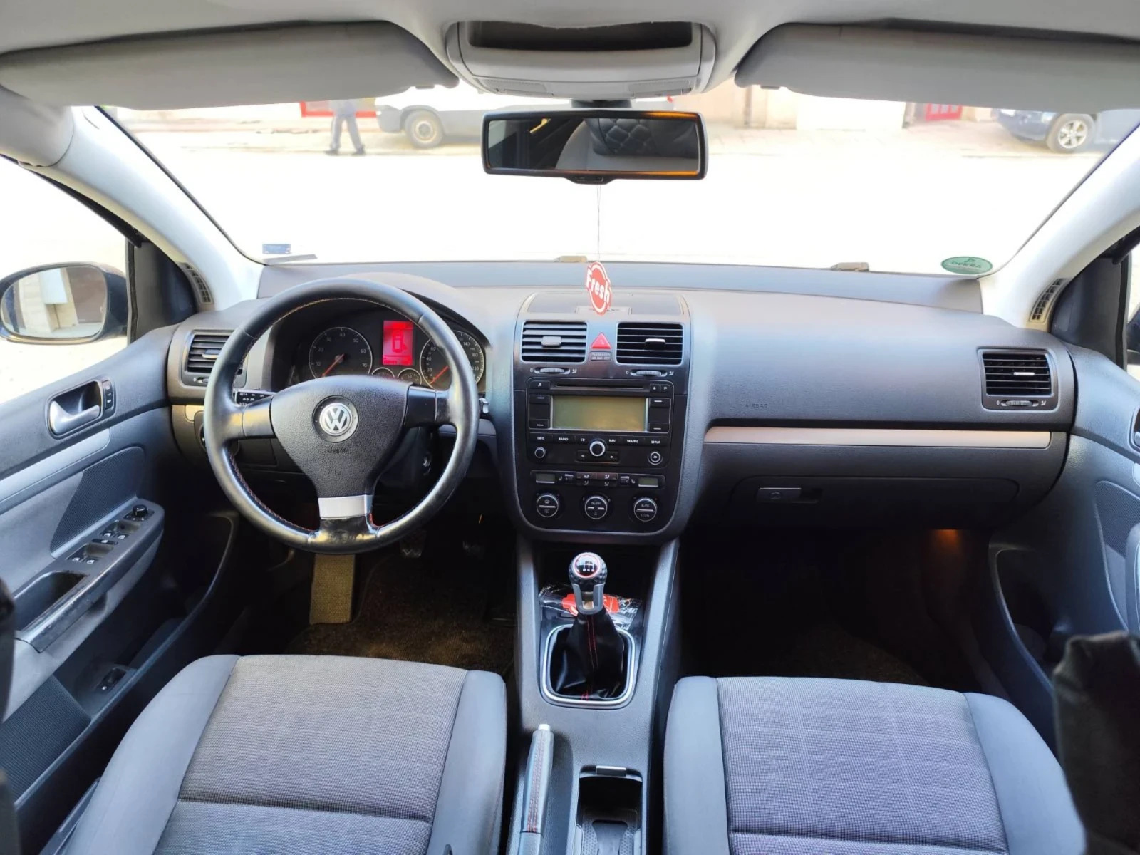 VW Golf, снимка 13 - Автомобили и джипове - 55002160