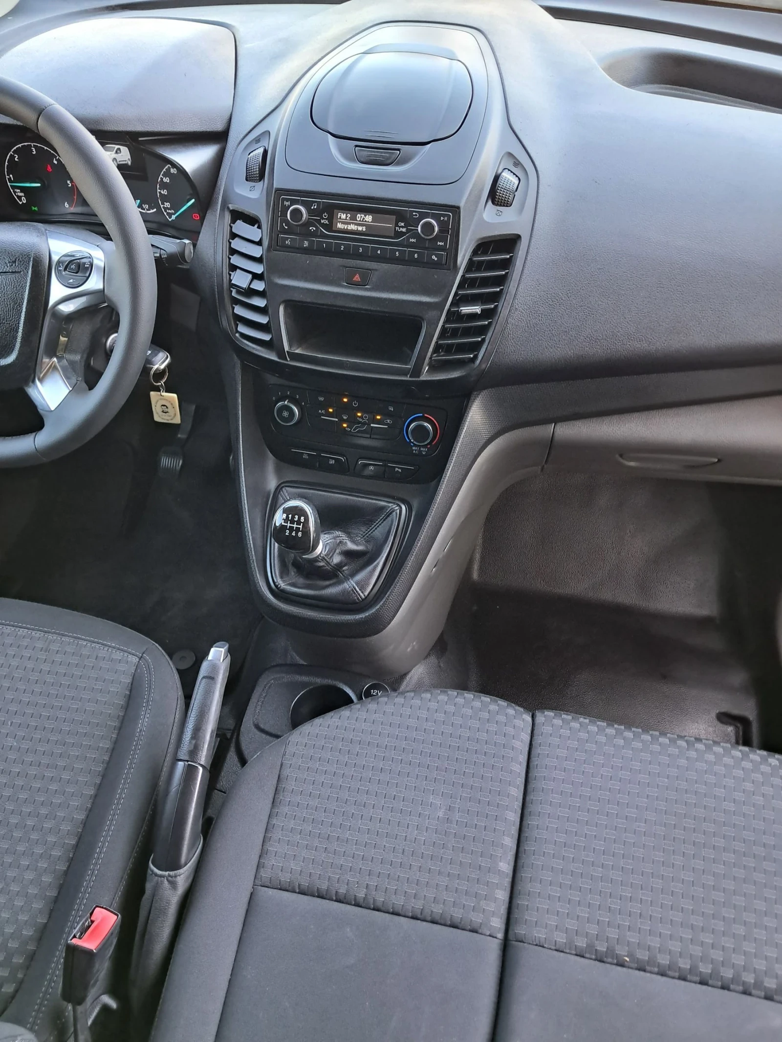 Ford Connect 1.5 eco blu Euro 6D, снимка 7 - Автомобили и джипове - 55140195