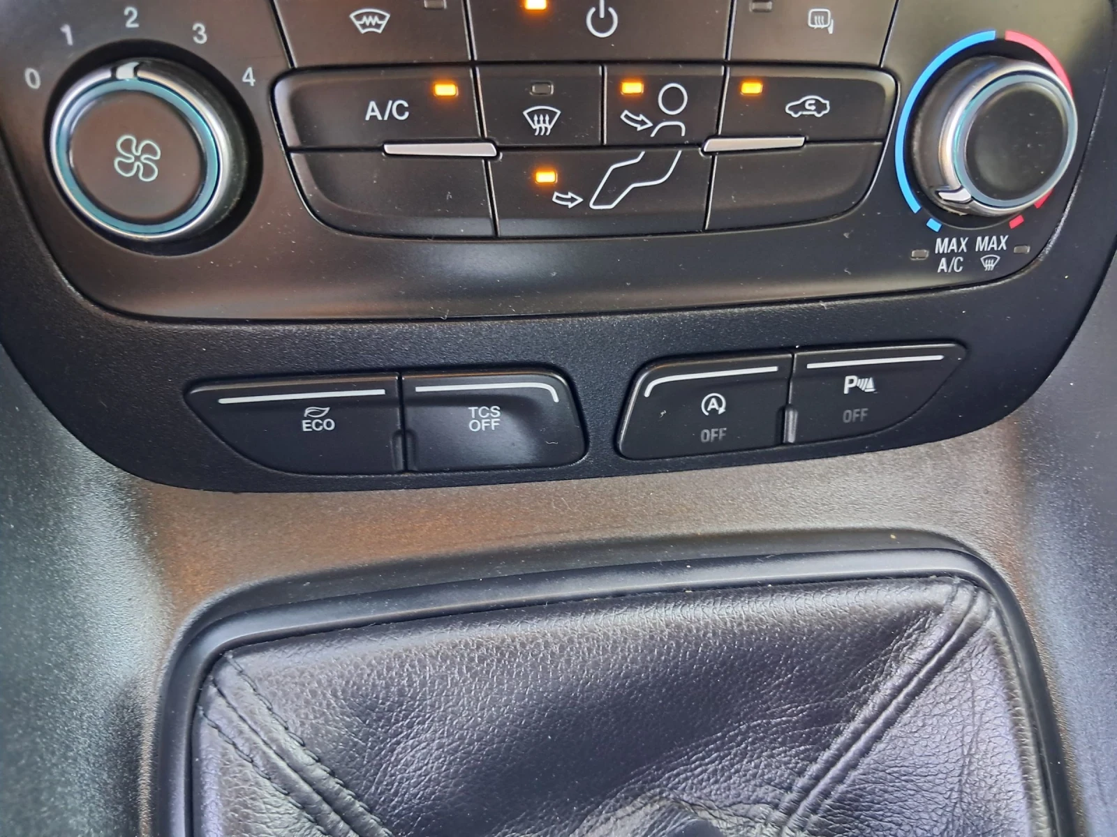 Ford Connect 1.5 eco blu Euro 6D, снимка 13 - Автомобили и джипове - 55140195