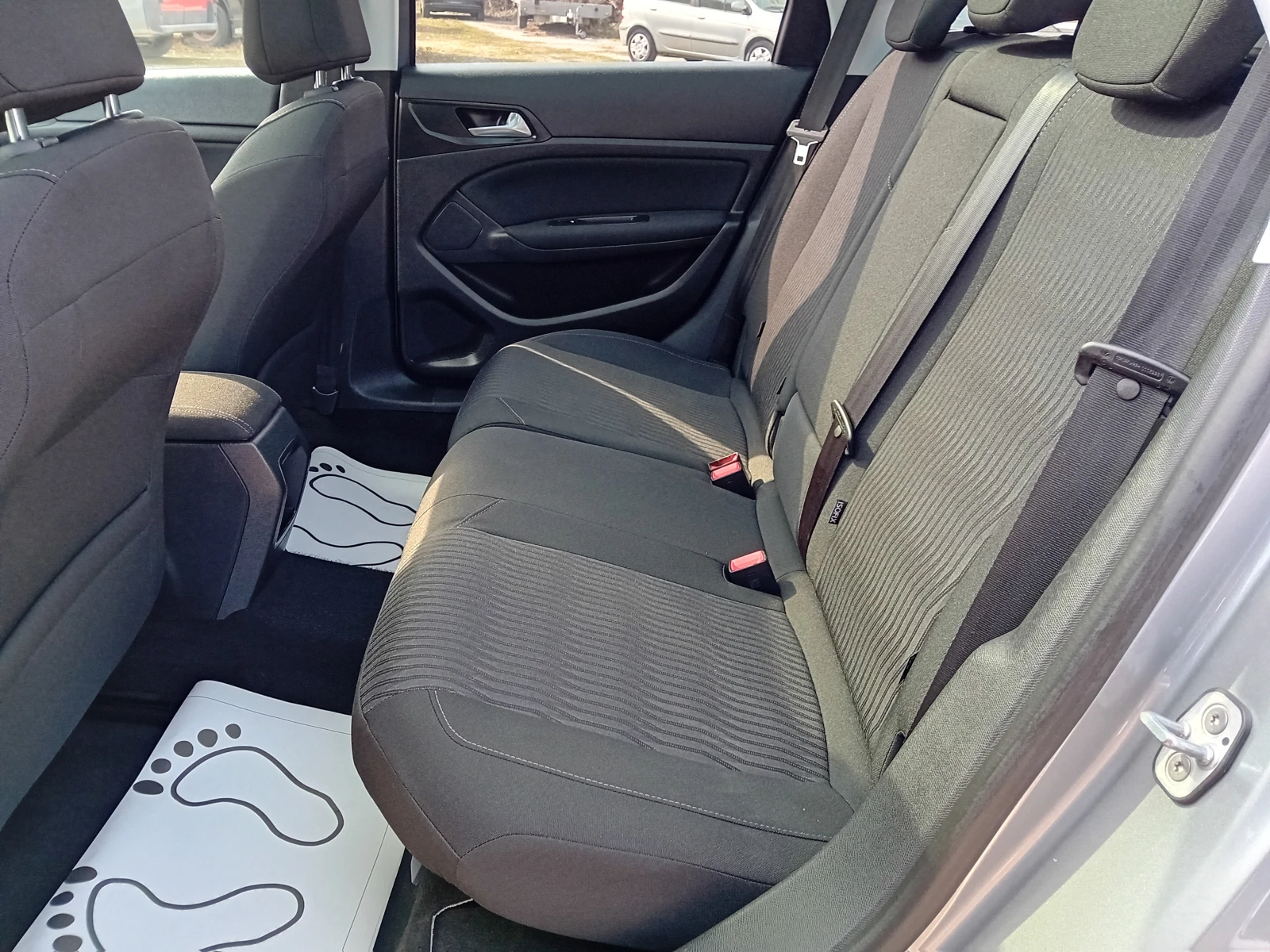 Peugeot 308 PANORAMA/NAVI/KAMERA EURO 6, снимка 10 - Автомобили и джипове - 55197092
