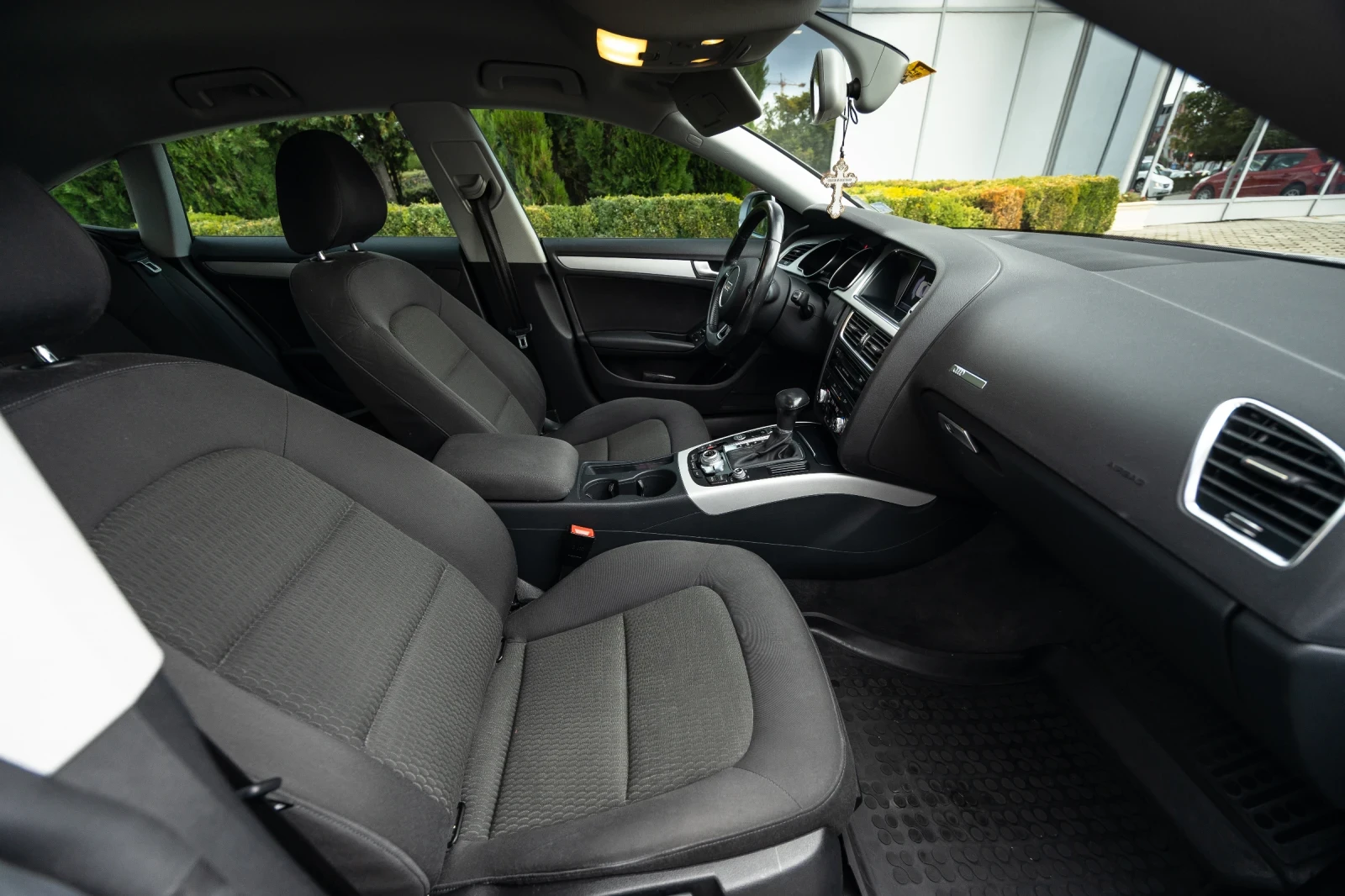 Audi A5 Sportback, снимка 12 - Автомобили и джипове - 55709977