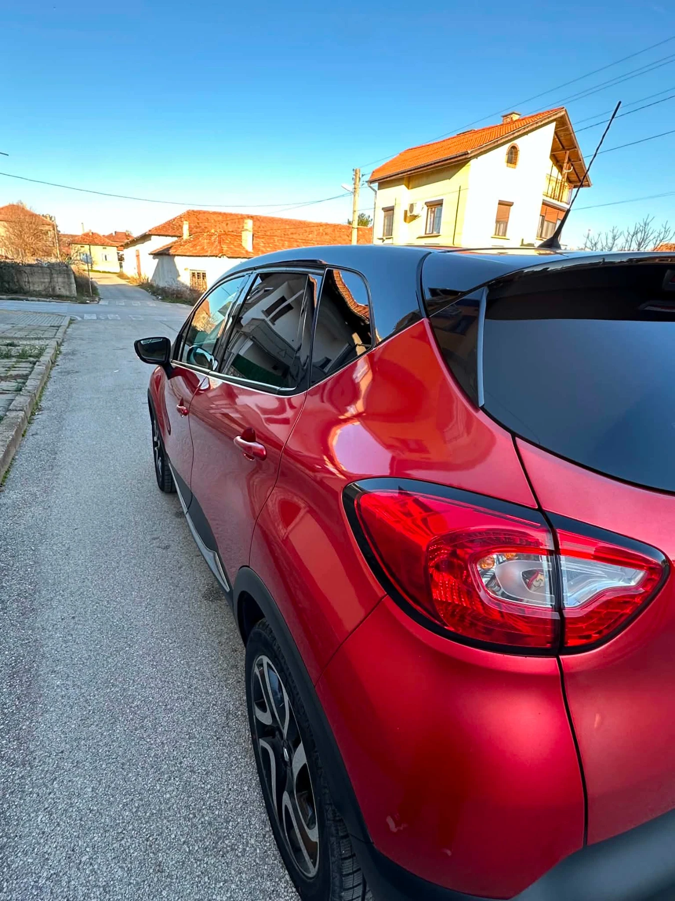 Renault Captur 1.2TCe, снимка 7 - Автомобили и джипове - 55938176