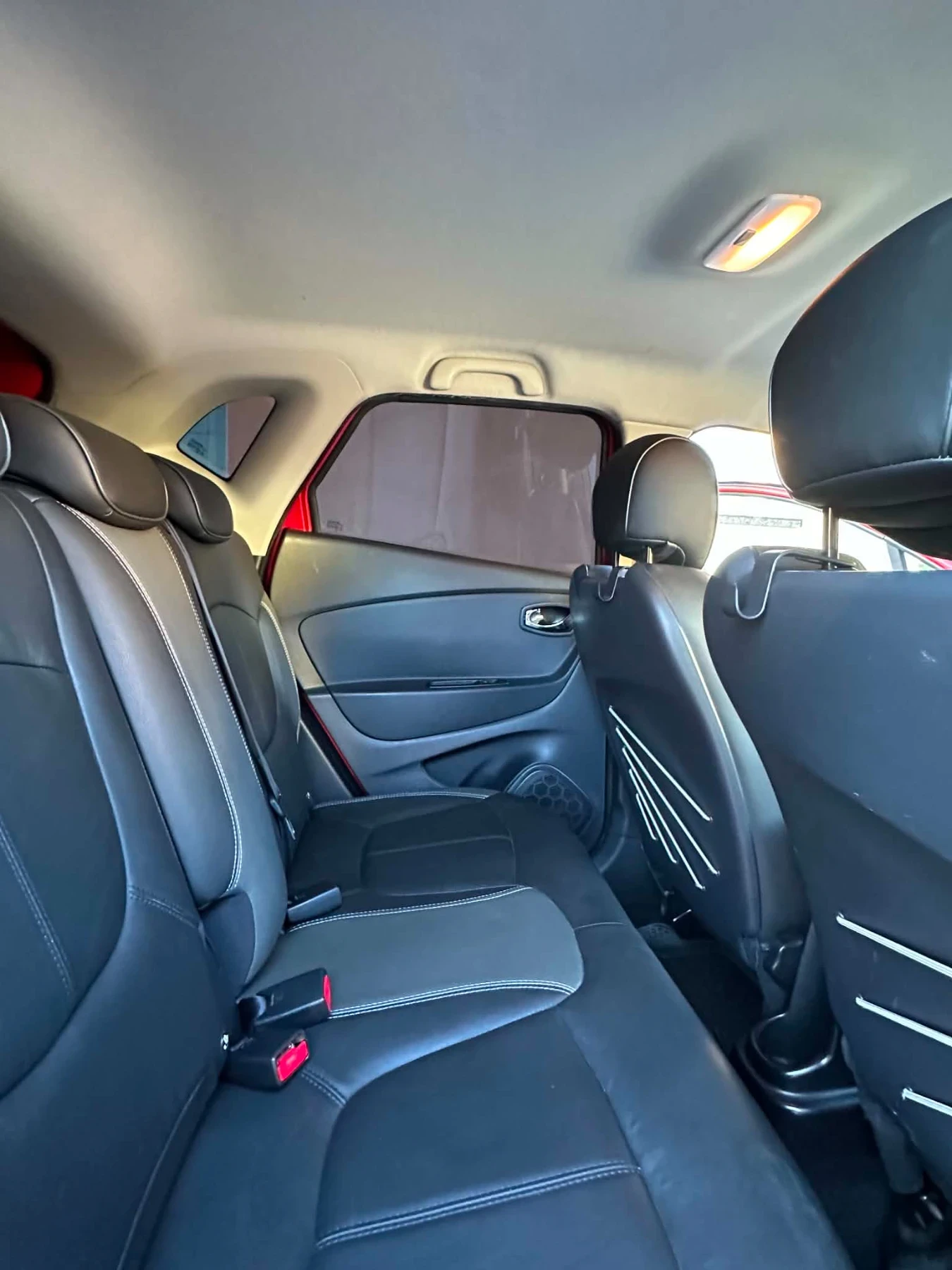 Renault Captur 1.2TCe, снимка 11 - Автомобили и джипове - 55938176