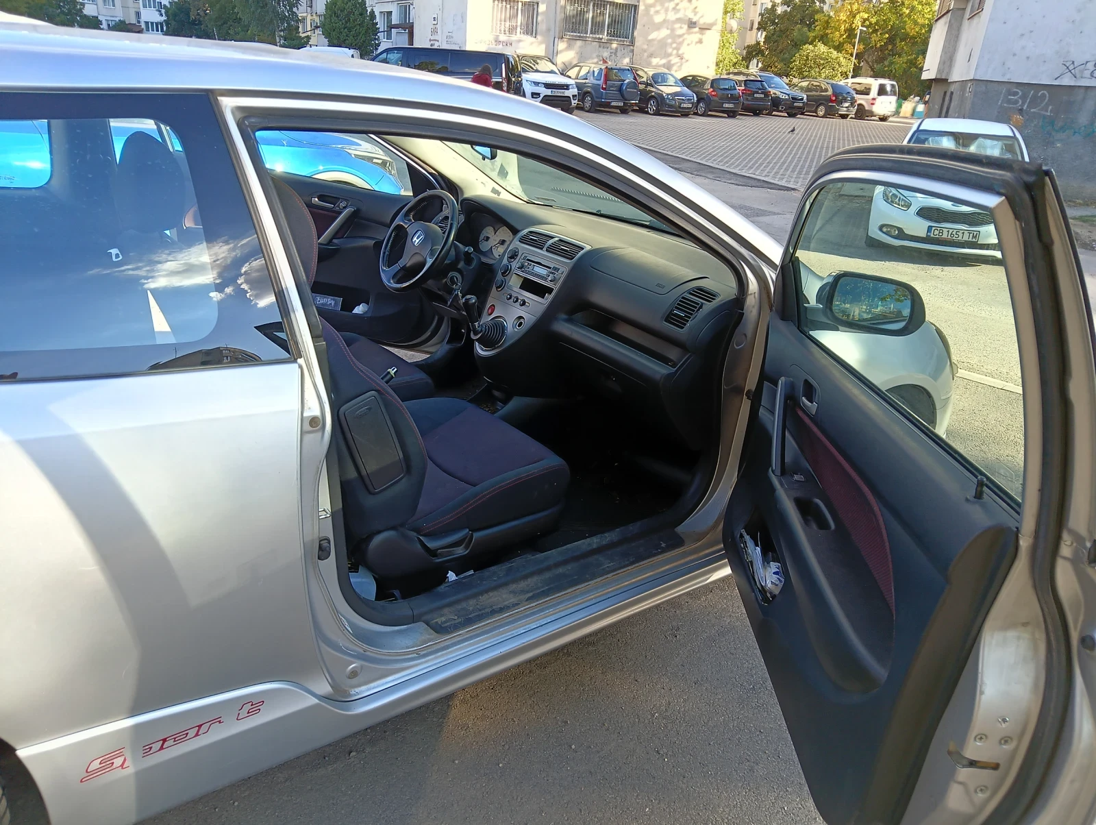 Honda Civic 1.7 CDTI, снимка 7 - Автомобили и джипове - 55977549