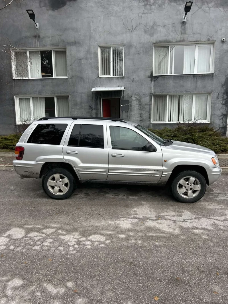 Jeep Grand cherokee, снимка 7 - Автомобили и джипове - 48266565