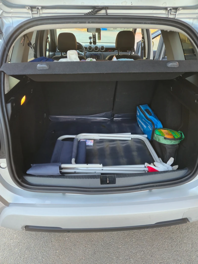 Dacia Duster, снимка 8 - Автомобили и джипове - 52282124