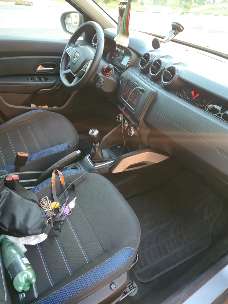 Dacia Duster, снимка 6 - Автомобили и джипове - 52282124