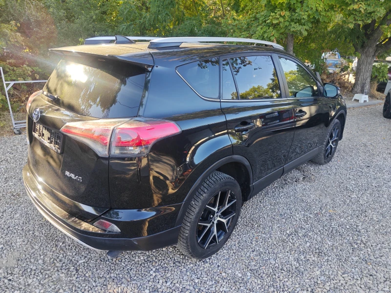 Toyota Rav4 2.0d4d 2016 СПЕШНО, снимка 4 - Автомобили и джипове - 51647163