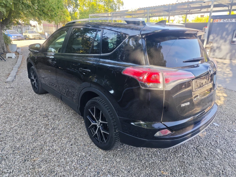 Toyota Rav4 2.0d4d 2016 СПЕШНО, снимка 6 - Автомобили и джипове - 51647163