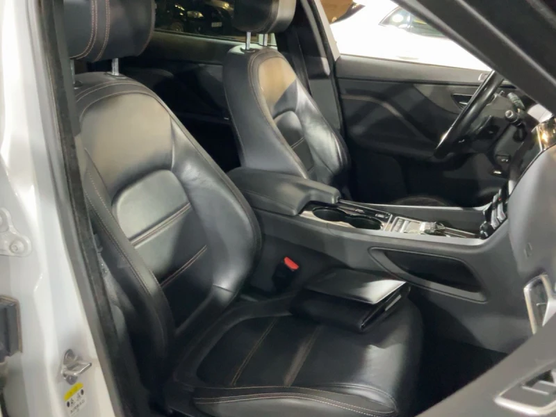 Jaguar F-PACE  30d AWD, снимка 6 - Автомобили и джипове - 52488914