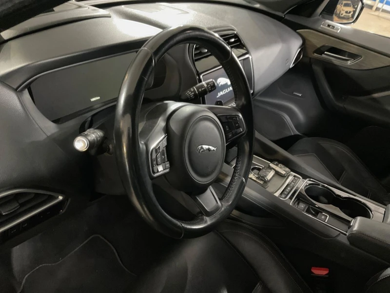 Jaguar F-PACE  30d AWD, снимка 7 - Автомобили и джипове - 52488914