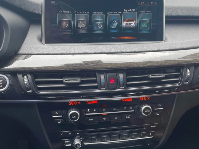 BMW X5 2017 XDRIVE35D * ГЛАВНО ПРЕДСТАВИТЕЛСТВО НА BMW * , снимка 10 - Автомобили и джипове - 53038245