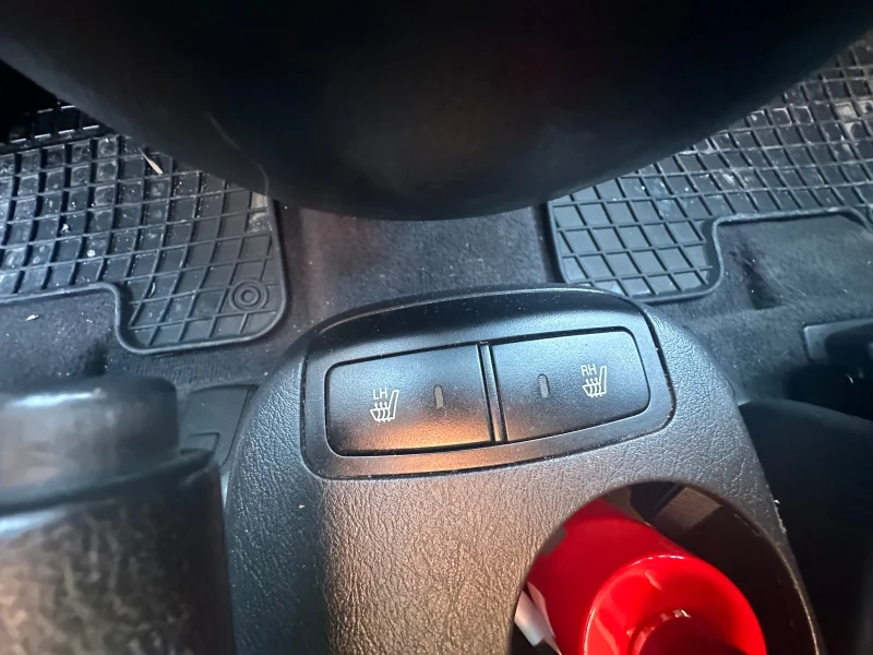 Hyundai Tucson, снимка 14 - Автомобили и джипове - 53110301