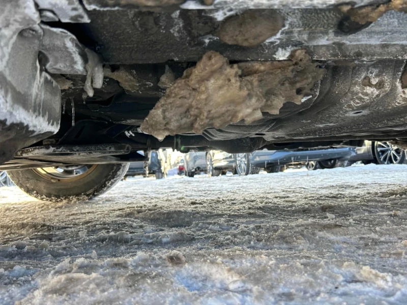 Toyota Highlander * 4WD 4dr * CARFAX * БЕЗ ПЪРВОНАЧАЛНА ВНОСКА, снимка 11 - Автомобили и джипове - 53426395