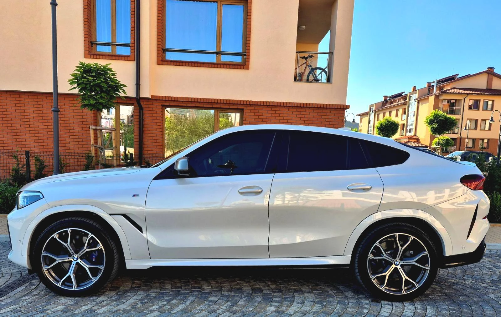 BMW X6 * M50I* BOWERS&WILKINS* LASER* CARBON*  - изображение 2