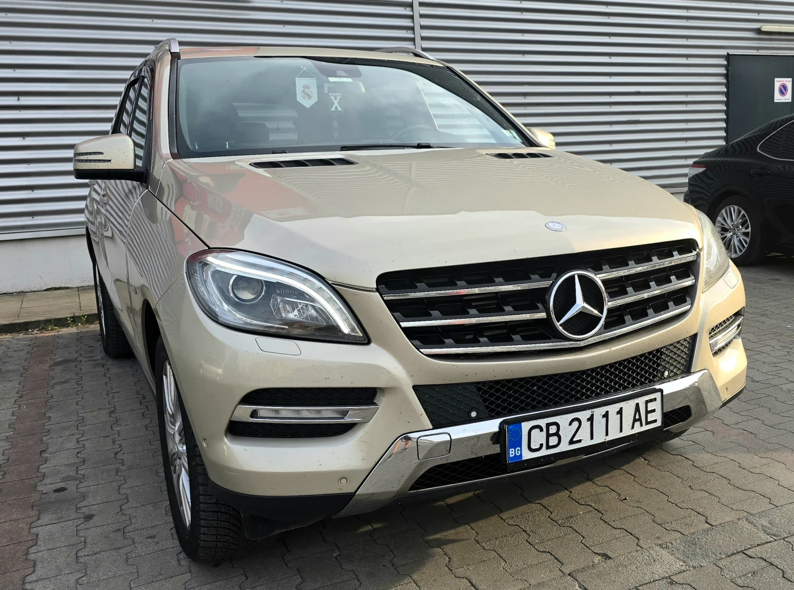 Mercedes-Benz ML 350  - изображение 2