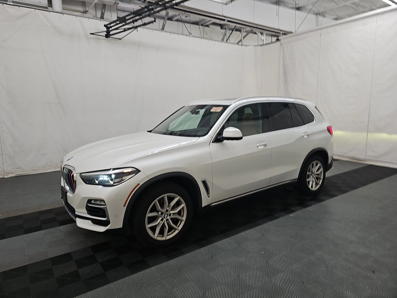 BMW X5 Mineral White Metallic | Mobile.bg   3