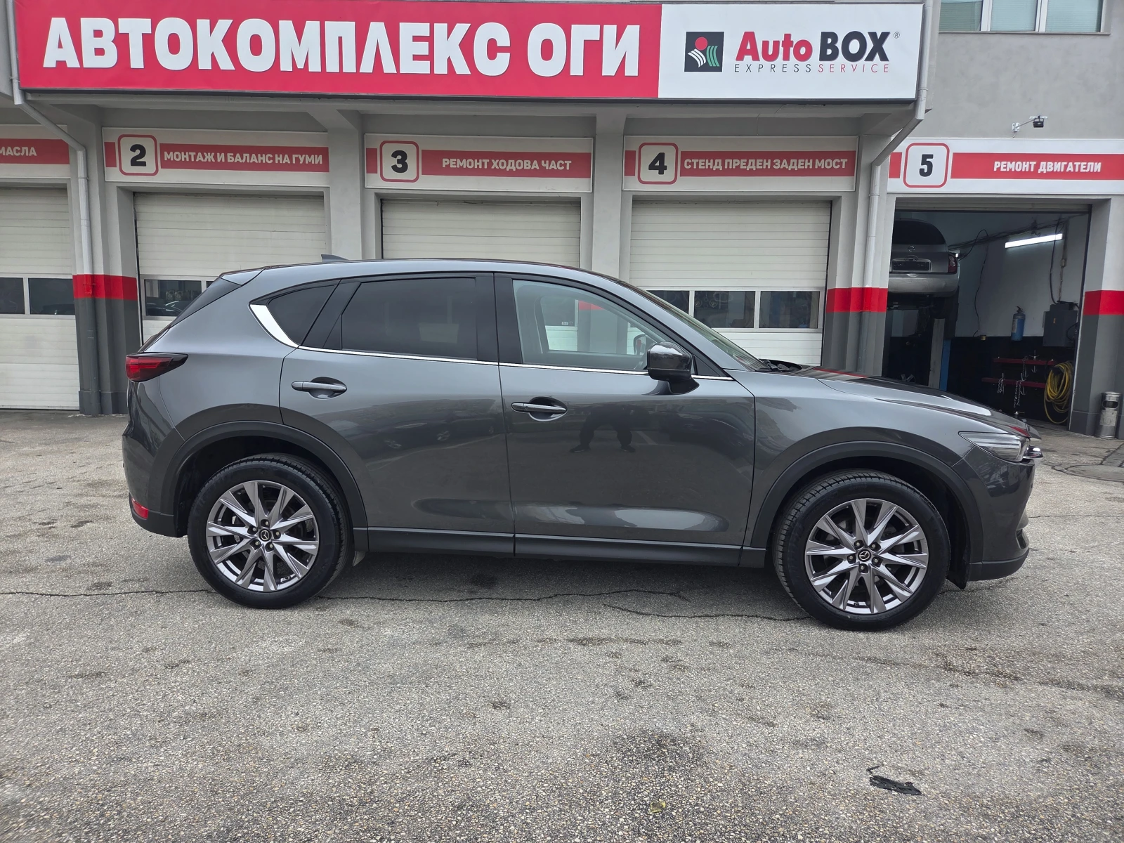Mazda CX-5 2.2d (184 Hp) AT/4x4/HEAD-UP/BOSE/Navi/Камера - изображение 6