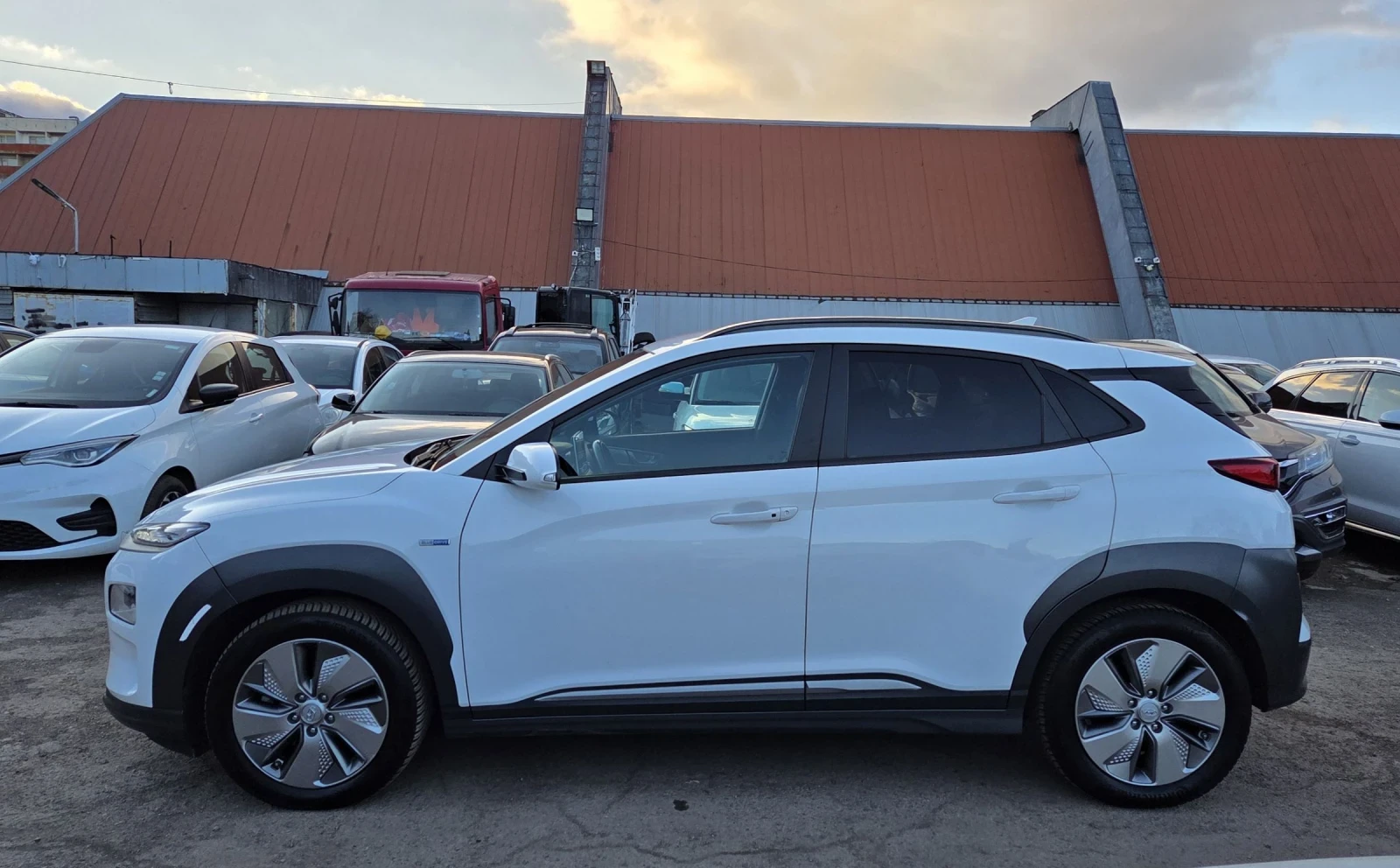 Hyundai Kona 64KWh/Premium/2020/BlueLink - изображение 5