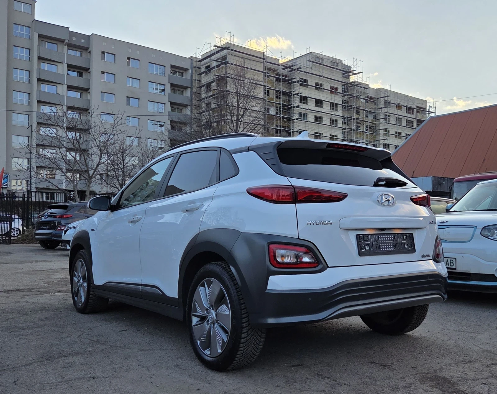 Hyundai Kona 64KWh/Premium/2020/BlueLink - изображение 4