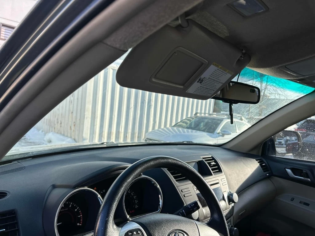 Toyota Highlander * 4WD 4dr * CARFAX * БЕЗ ПЪРВОНАЧАЛНА ВНОСКА - изображение 8