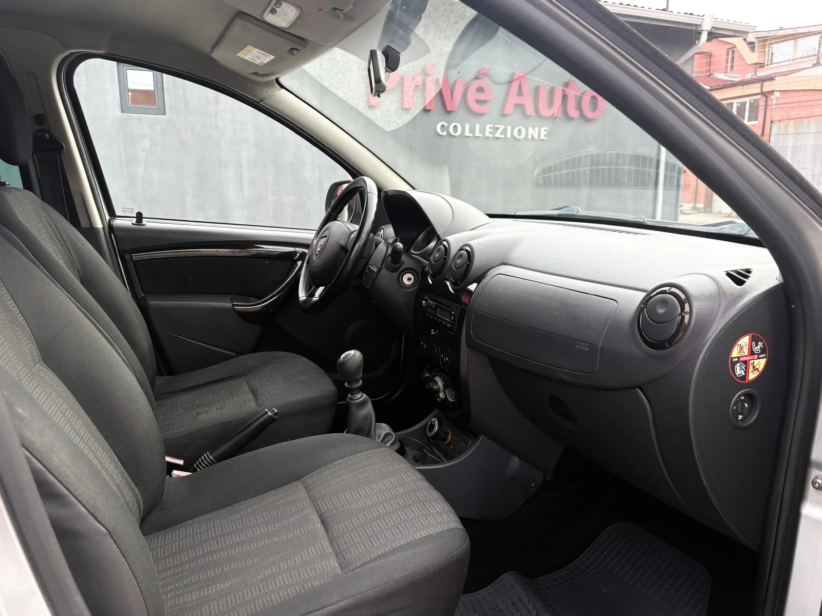 Dacia Duster 1.5DCi, 4X4, TOP - изображение 10