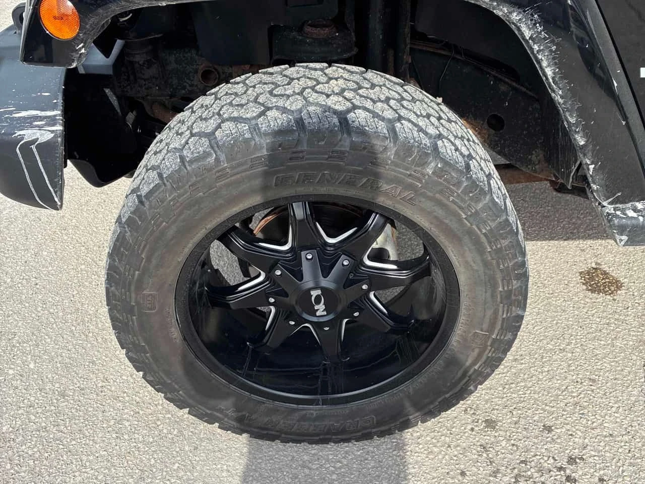 Jeep Wrangler Altitude/CARFAX/КЛИП/ПОДГРЕВ/КОЖА, снимка 17 - Автомобили и джипове - 54128902