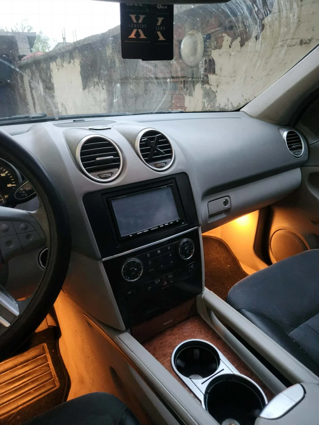 Mercedes-Benz ML 350, снимка 2 - Автомобили и джипове - 54195816