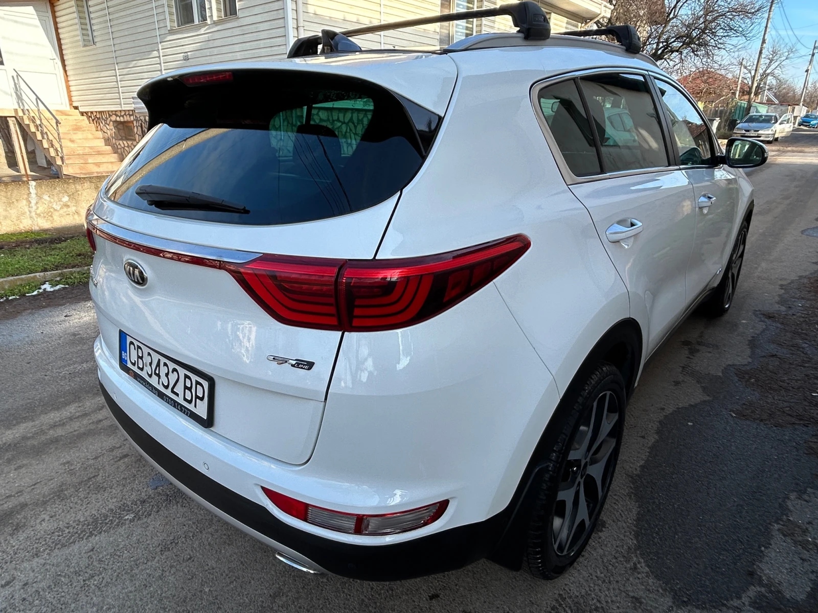 Kia Sportage 1.6T/4x4/GT-Line, снимка 4 - Автомобили и джипове - 54297342