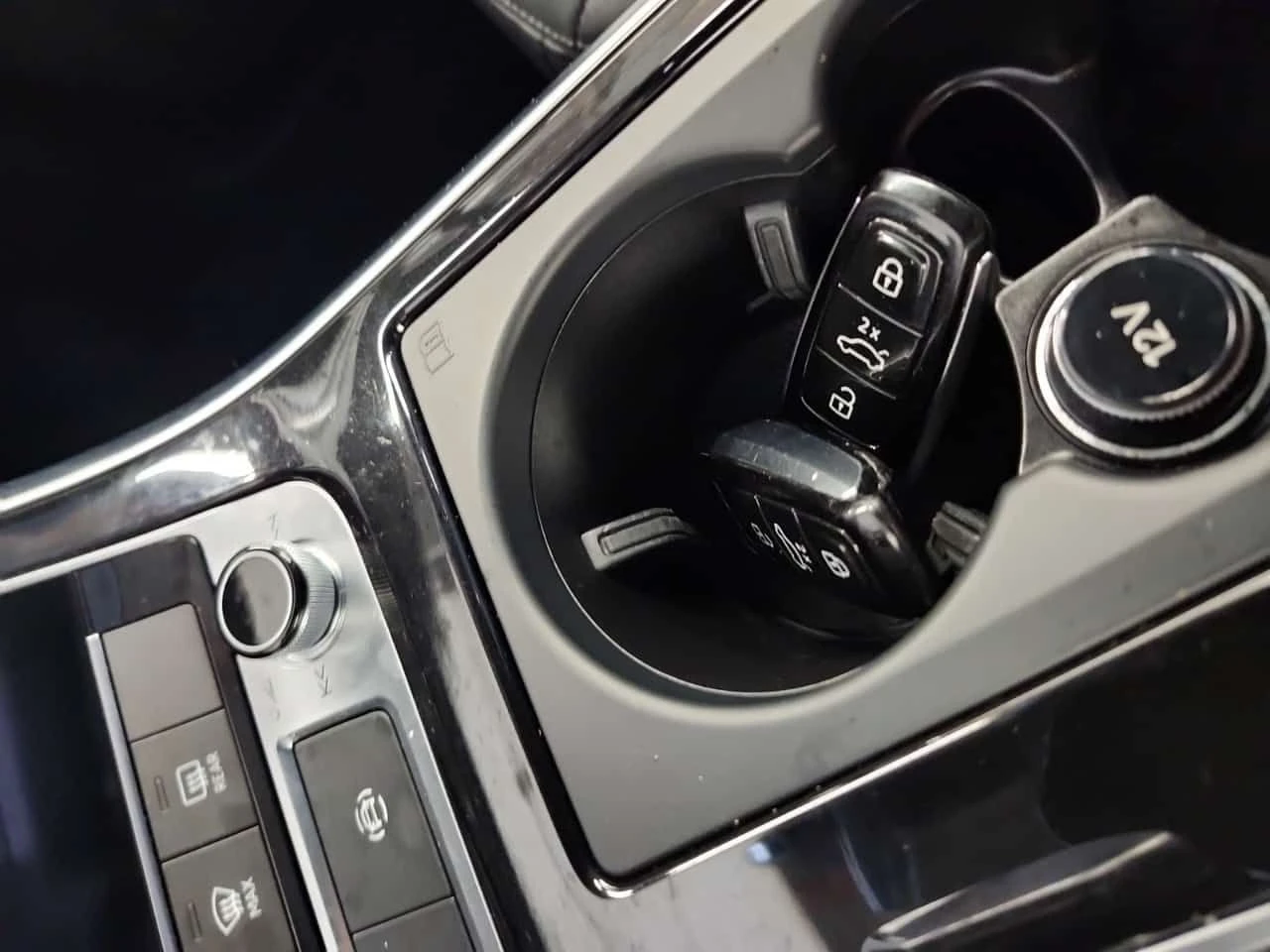 Audi Q7 55TFSI KOMFORT * Един собственик * CARFAX * От VW , снимка 11 - Автомобили и джипове - 54532838