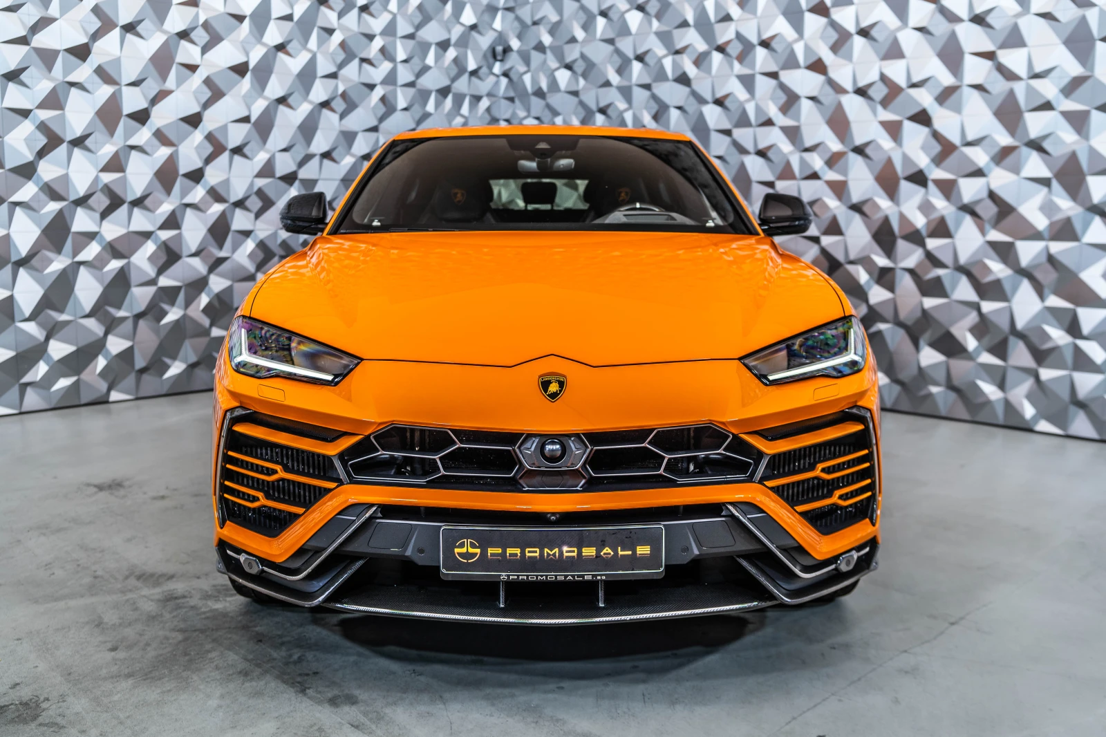 Lamborghini Urus Arancio Borealis* B&O* 360, снимка 2 - Автомобили и джипове - 54737799