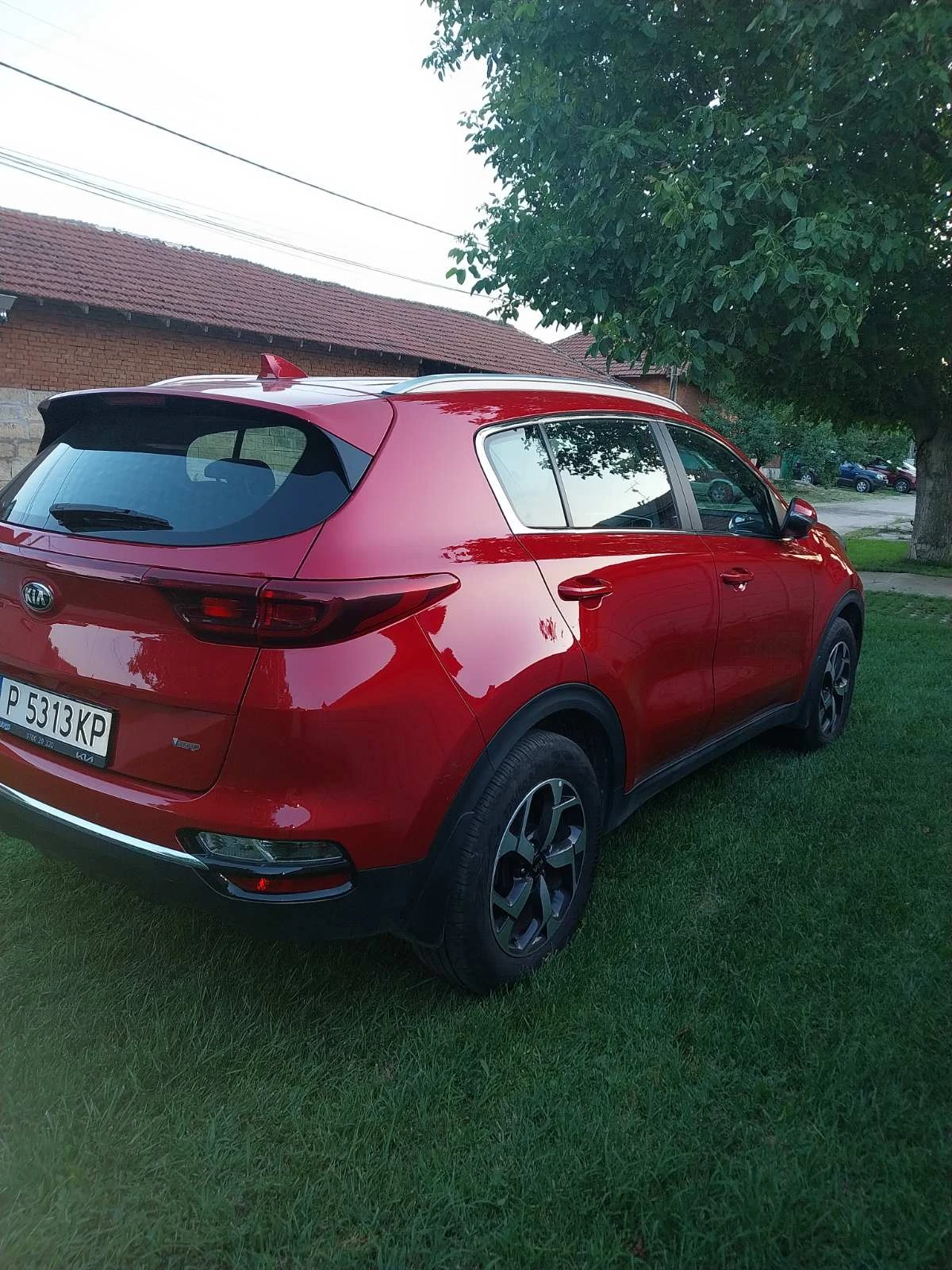Kia Sportage, снимка 4 - Автомобили и джипове - 54995611