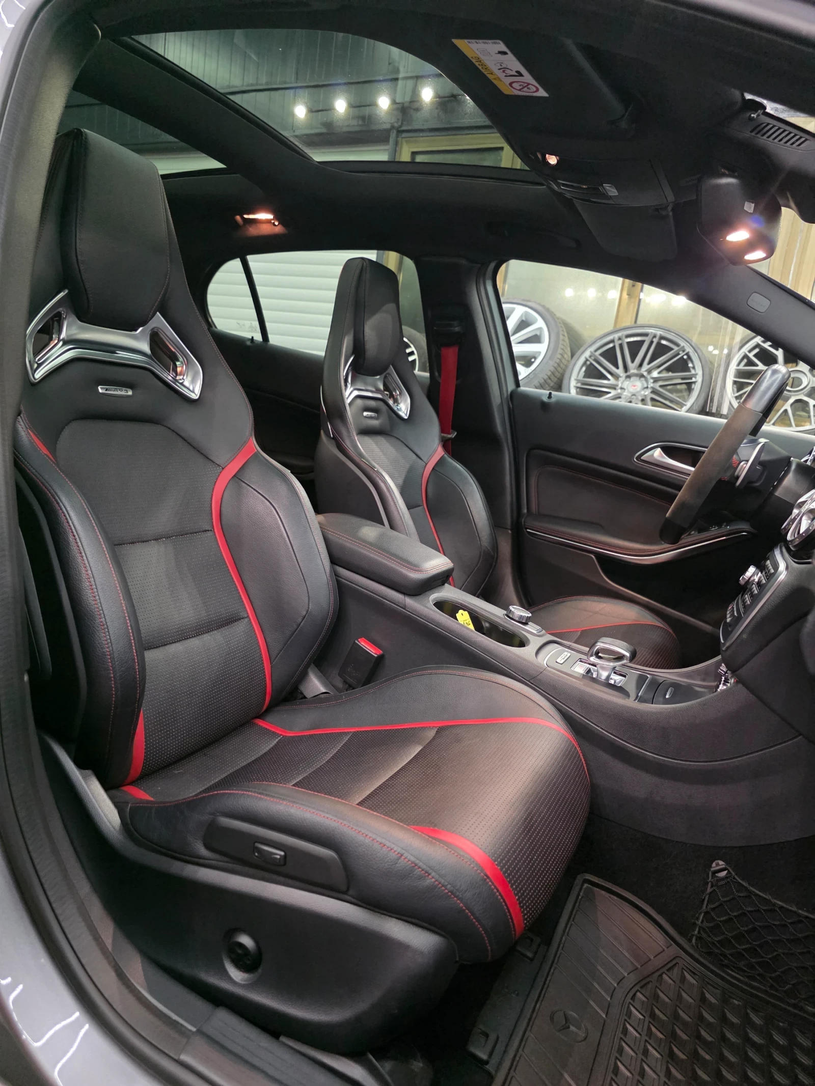Mercedes-Benz GLA 45 AMG Edition1 Limited, снимка 12 - Автомобили и джипове - 55767356