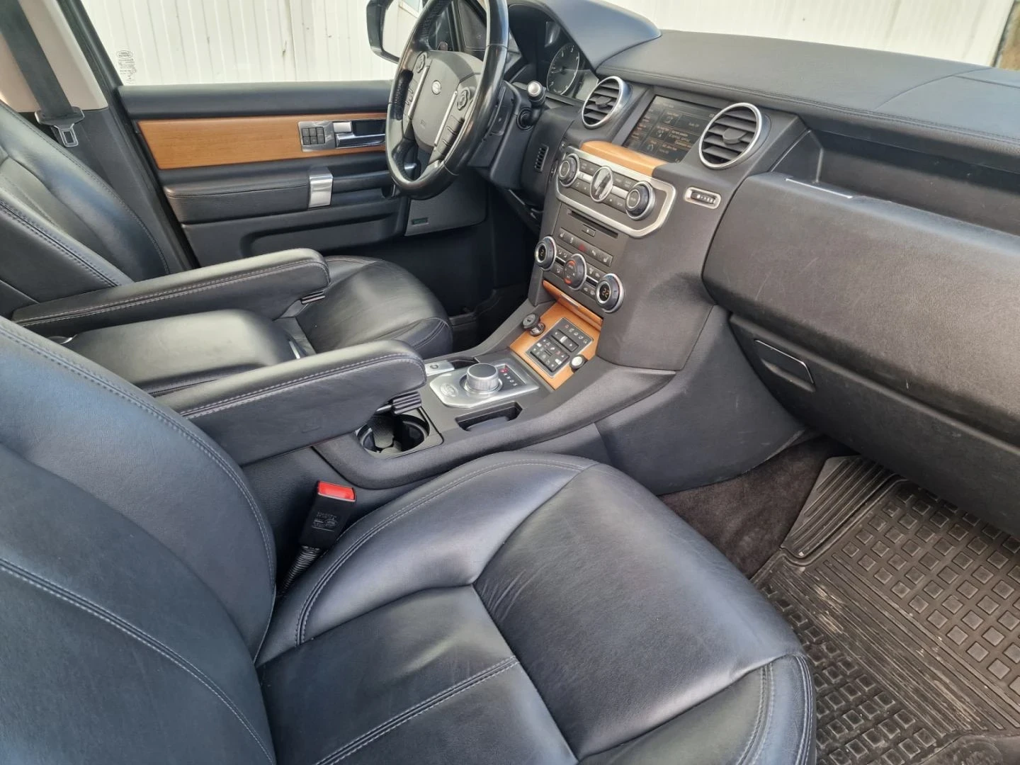 Land Rover Discovery, снимка 6 - Автомобили и джипове - 56124169