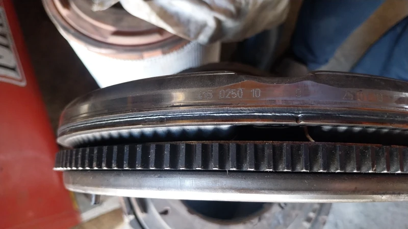 VW T5 Бус, снимка 2 - Бусове и автобуси - 53321668